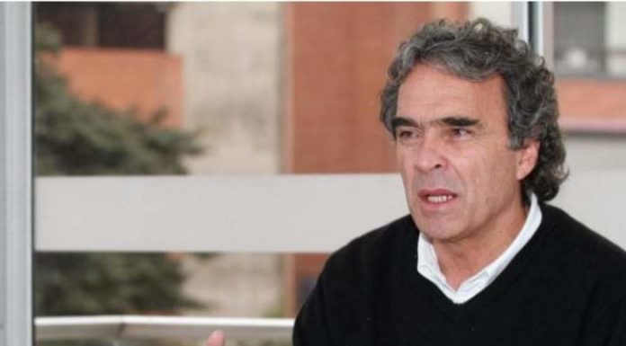 «EL CENTRO DEMOCRÁTICO NO VA A CONTINUAR EN EL PODER».