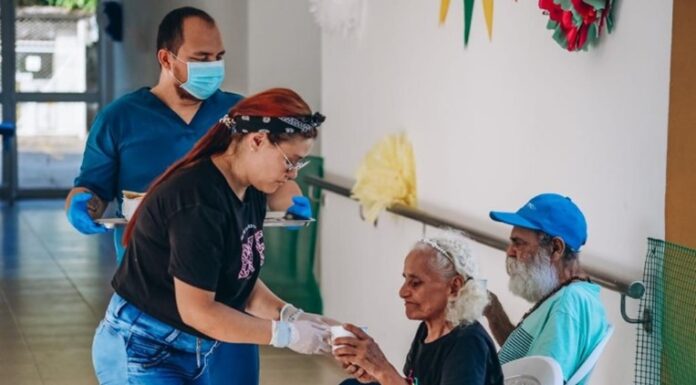 MÁS DE 80 ABUELOS, 210 JÓVENES UNIVERSITARIOS Y 600 MICROEMPRESARIOS SE HAN BENEFICIADO POR EL PAGO DE LOS IMPUESTOS EN VILLAVICENCIO