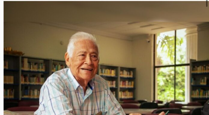 ASÍ ES EL MAESTRO HUGO MANTILLA TREJOS: EL HOMENAJEADO EN LA FILVI 2023