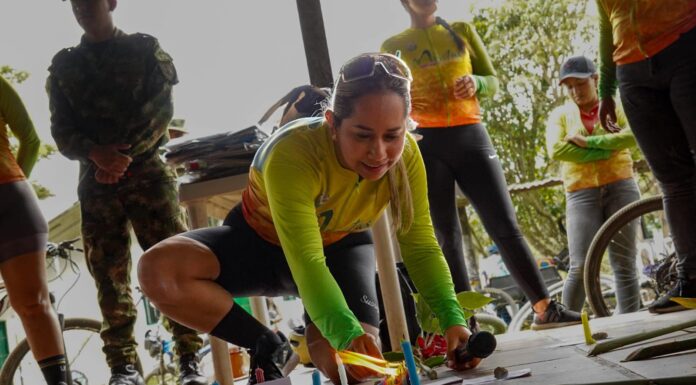 PEDALEANDO POR LA PAZ