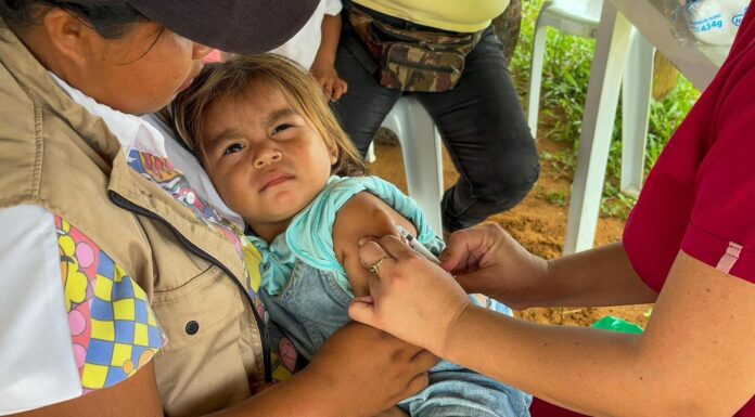 Una larga jornada de vacunación y mucho más llegó al Resguardo Aseinpome en Puerto Gaitán