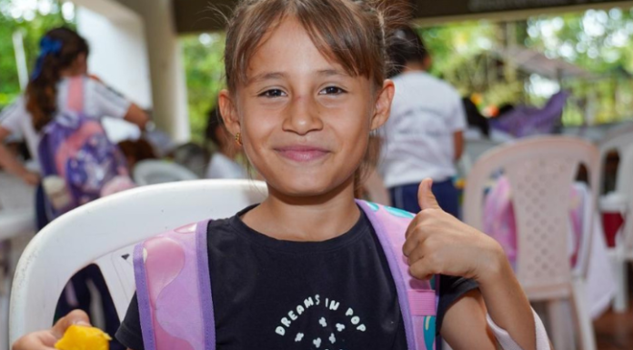 Cerca de 4.000 estudiantes del Meta reciben por primera vez almuerzo escolar caliente gracias al fortalecimiento del PAE Departamental.