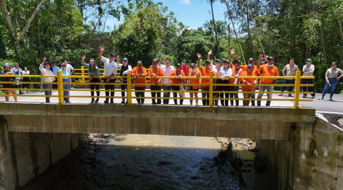 Con cinco nuevos puentes Rafaela Cortés conecta 7 kilómetros de vía rural en Granada, Meta.